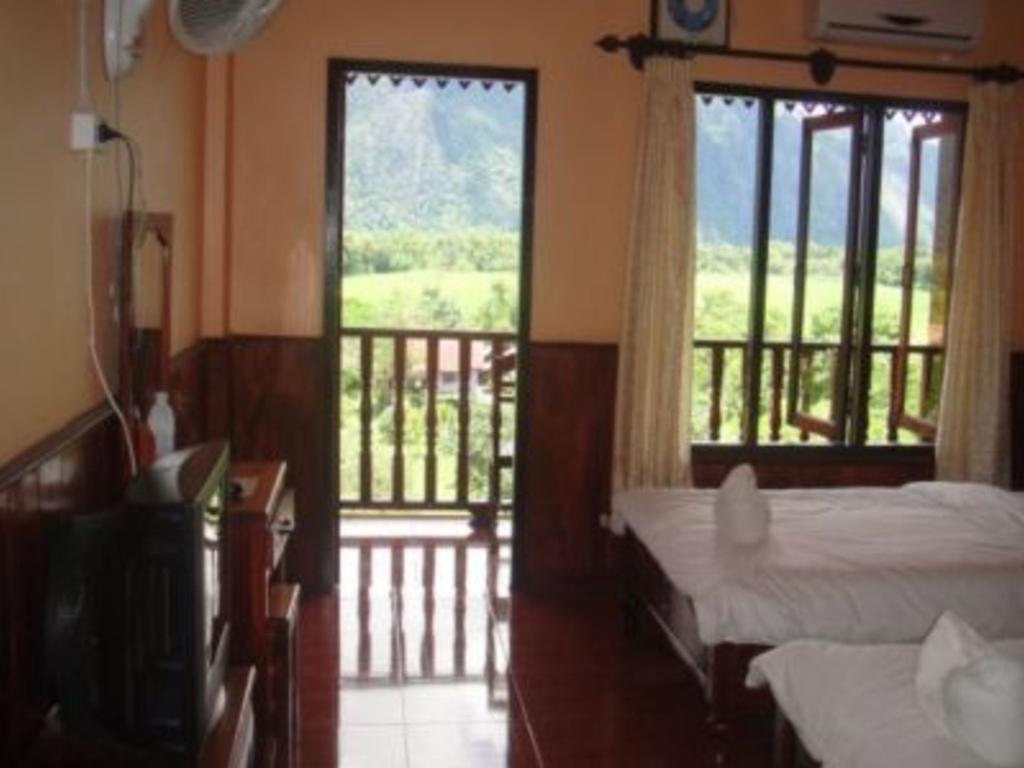 Happy River View Hotel Vang Vieng Luaran gambar