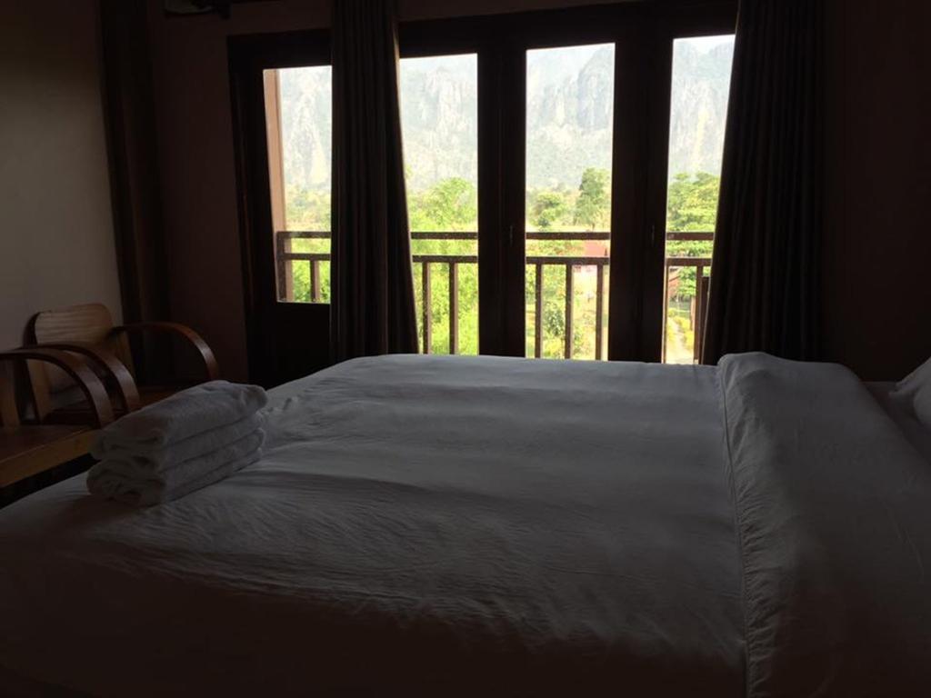 Happy River View Hotel Vang Vieng Luaran gambar