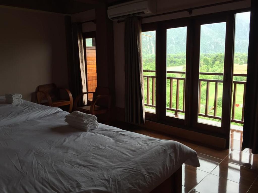 Happy River View Hotel Vang Vieng Luaran gambar