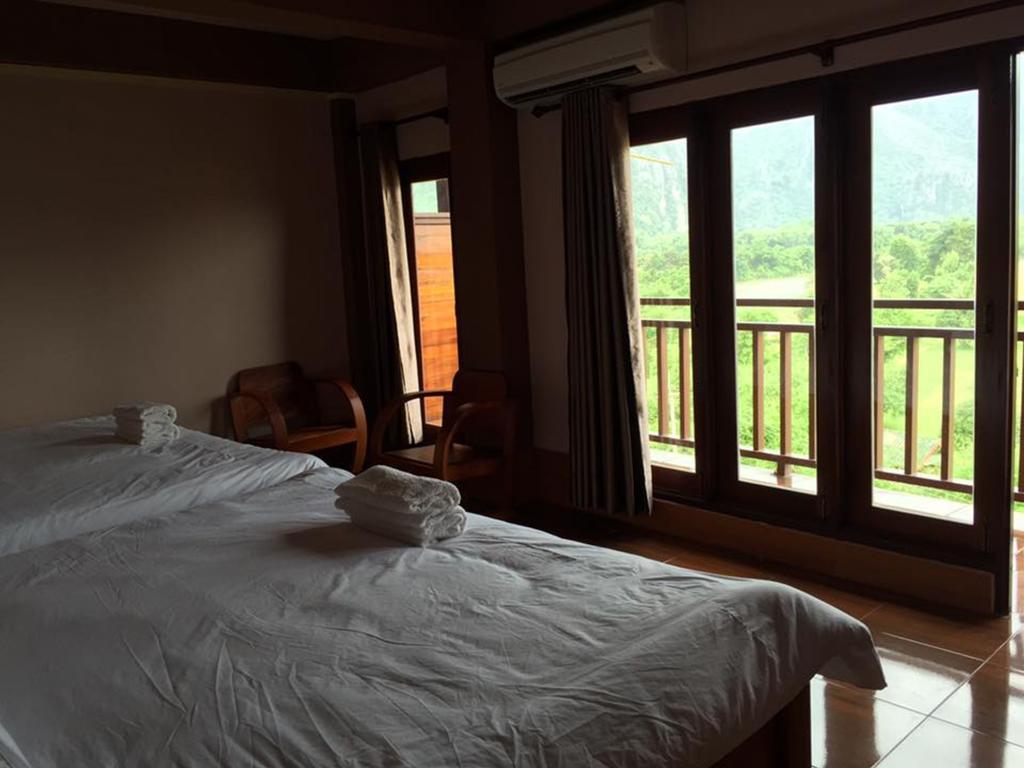 Happy River View Hotel Vang Vieng Luaran gambar