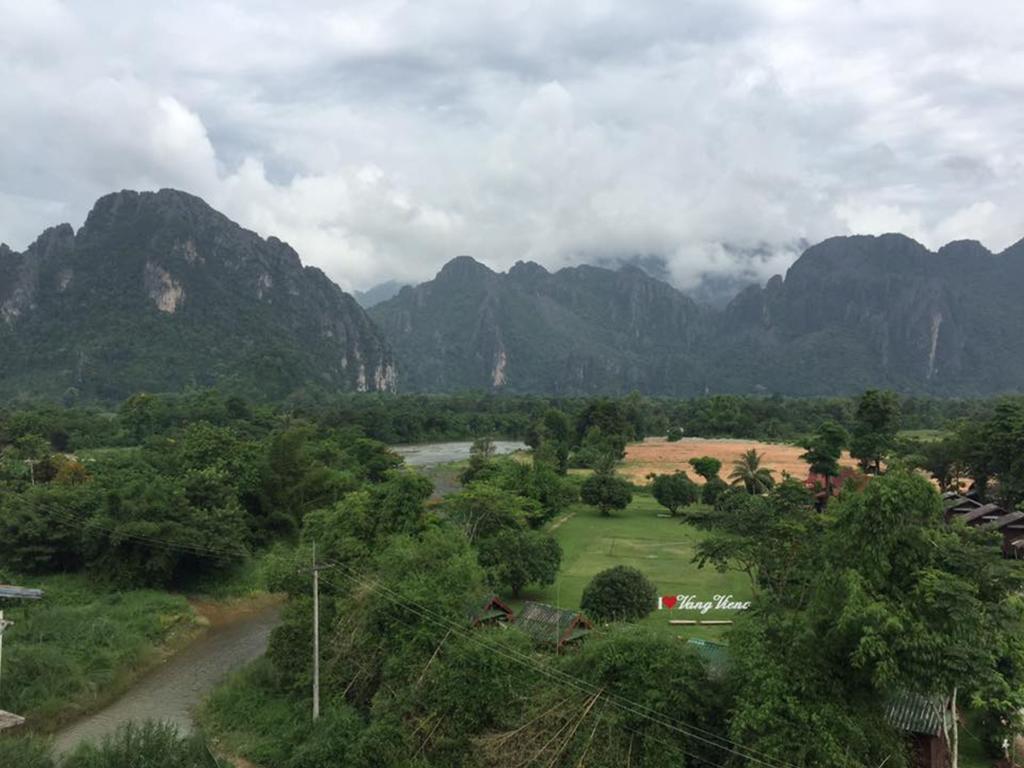 Happy River View Hotel Vang Vieng Luaran gambar