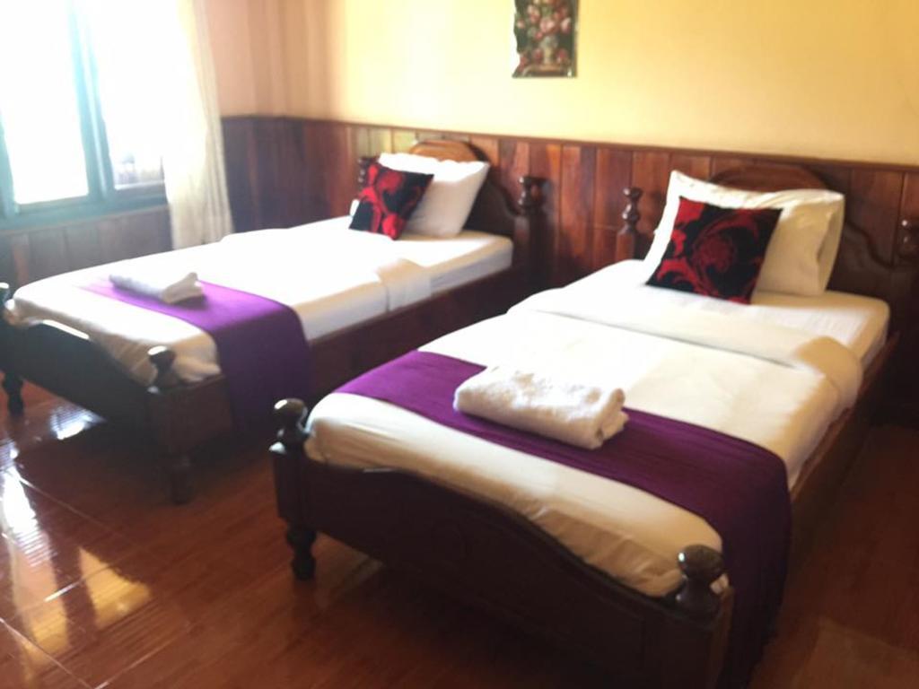 Happy River View Hotel Vang Vieng Luaran gambar
